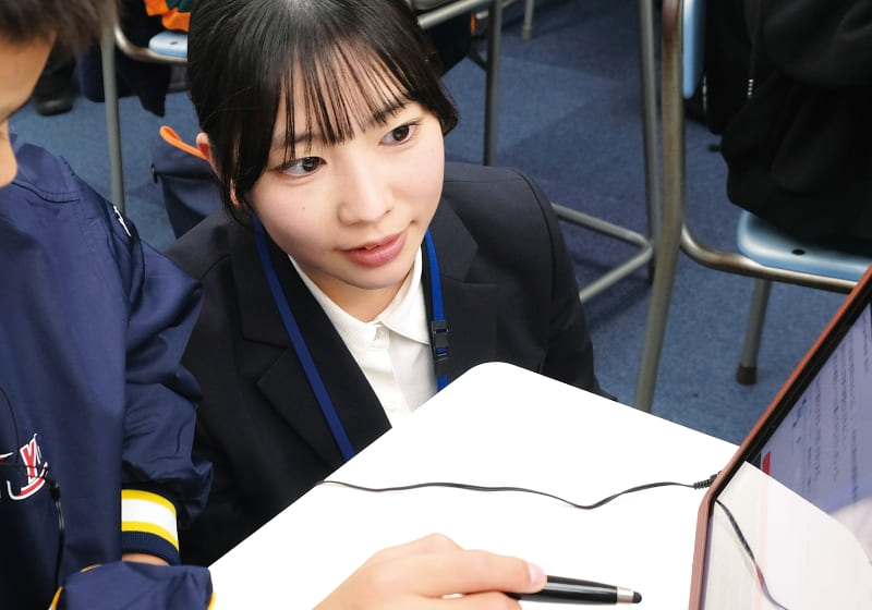 先生がそばで支えてくれるから、安心して勉強に取り組めます。