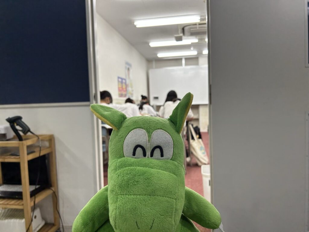 エディック個別 須磨海浜校-自習室の中学生の様子