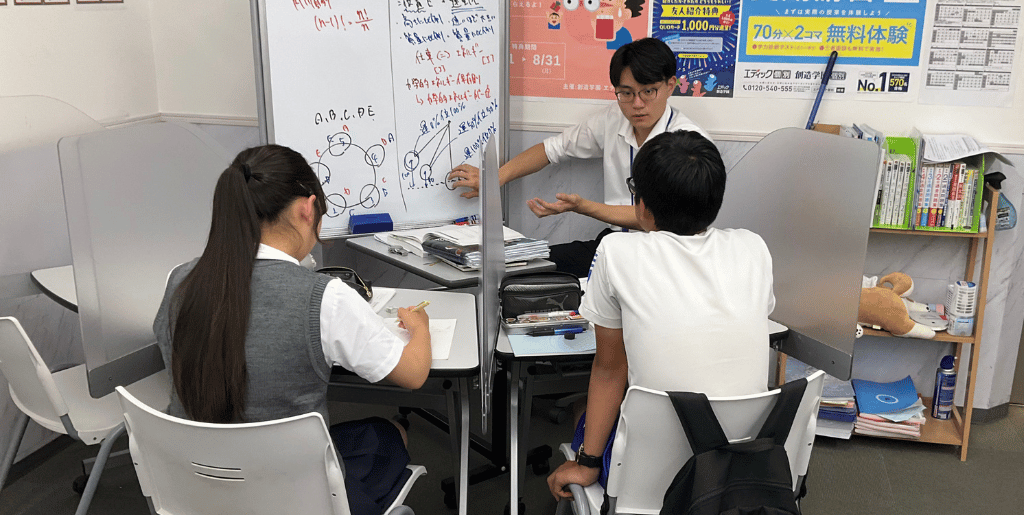 個別HAT神戸校の個別指導の様子